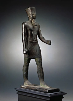 Egyptian Art. Bronze statuette depicting the god Amun Egyptian Art. Bronze statuette depicting the god Amun