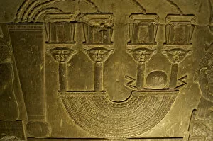 Images Dated 1st December 2003: Egyptian Art. Dendera. Hathor Temple. A menat necklace with