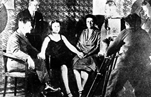 <b class=qtipBold><figcaption>Eleonore Zugun - 8</figcaption></b><br>Romanian peasant girl who manifested strange stigmata, with the countess Wassilo-Serecki who took her into her protection.<br><em>© Mary Evans Picture Library 2015 - https://copyrighthub.org/s0/hub1/creation/maryevans/MaryEvansPictureID/10197291</em> Eleonore Zugun - 8