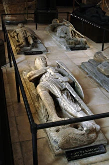 Images Dated 6th April 2008: England. London. Temple Church. 12th C. Tomb effigies of the