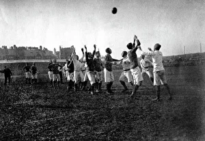 <b class=qtipBold><figcaption>England vs. Scotland rugby 1894</figcaption></b><br>England v Scotland Rugby International, Edinburgh, 1894 Date: 1894<br><em>© Mary Evans / National Archives</em> England vs. Scotland rugby 1894