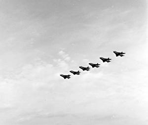 English Electric Lightnings x 6 from 92 Squadron RAF English Electric Lightnings x 6 from 92 Squadron RAF