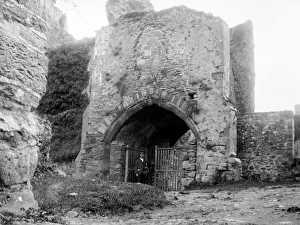 Entrance to Bishops Palace, St Davids, South Wales Entrance to Bishops Palace, St Davids, South Wales