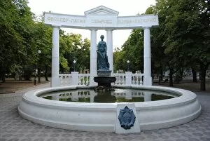 Images Dated 31st July 2011: Feodosiya. Fountain-monument of the Good Genius