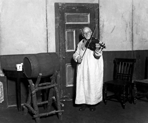 Fiddler in Thomas Hardy Drama Festival, Dorchester Fiddler in Thomas Hardy Drama Festival, Dorchester