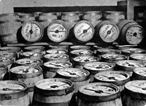 The Flow of Gold from the USA to France: Bullion in Kegs. Th The Flow of Gold from the USA to France: Bullion in Kegs. Th