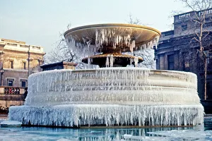 Frozen fountain, Trafalgar Square, London Frozen fountain, Trafalgar Square, London