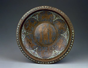 Gemellion depicting the Coronation of Erec. 13th century Gemellion depicting the Coronation of Erec. 13th century
