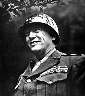 Images Dated 27th December 2004: General George S. Patton, 1945
