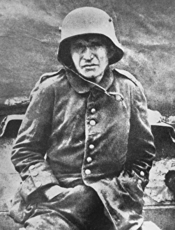 <b class=qtipBold><figcaption>German soldier WWI</figcaption></b><br>German soldier on the Western Front during World War I<br><em>© Mary Evans/Robert Hunt Collection</em> German soldier WWI