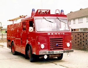 Images Dated 31st May 1970: GLC-LFB Dennis diesel Compact Pump