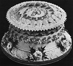 Golden Wedding Cake with Gum Paste Molding Golden Wedding Cake with Gum Paste Molding