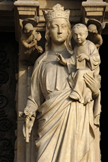Gothic Art. France. Paris. Notre Dame. Portal of the Virgin Gothic Art. France. Paris. Notre Dame. Portal of the Virgin