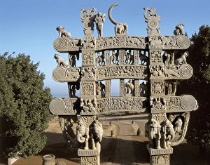 Madhya Gallery: Great Stupa. 3rd BC. INDIA. Sanchi. Northern