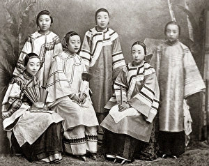 Group of Chinese women with bound feet, circa 1890 Group of Chinese women with bound feet, circa 1890