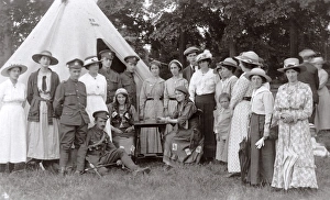 Group of people at Malvern, Worcestershire, WW1 Group of people at Malvern, Worcestershire, WW1
