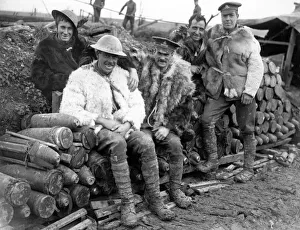 Gunner Gallery: Gunners in sheepskin coats, Bazentin, France, WW1
