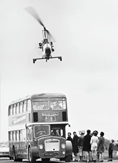 Cricket Gallery: Gyrocopter Beats Traffic