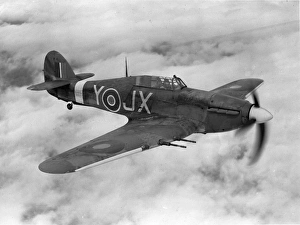 <b class=qtipBold><figcaption>Hawker Hurricane IIC Z3778</figcaption></b><br>Hawker Hurricane IIC, Z3778. Date:<br><em>© Mary Evans Picture Library 2015 - https://copyrighthub.org/s0/hub1/creation/maryevans/MaryEvansPictureID/10838302</em> Hawker Hurricane IIC Z3778