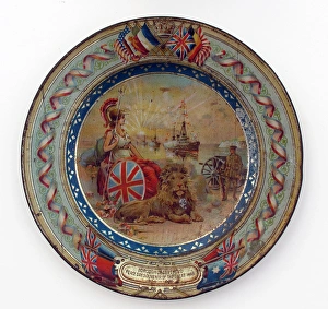 Highly decorated unmarked plate - WWI patriotic themes Highly decorated unmarked plate - WWI patriotic themes