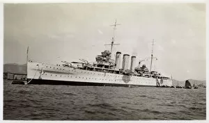 1933 Gallery: HMS Suffolk, British heavy cruiser, Hong Kong, China