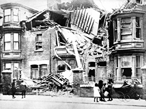 Cleveland Gallery: A house in Cleveland Road, Hartlepool, wrecked by shells
