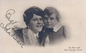 <b class=qtipBold><figcaption>Ida Barr music hall singer 1882-1967</figcaption></b><br>Ida Barr (Maud Barlow) music hall singer and burlesque actress. With Wee Georgie Wood in this image. Signed card. Date: circa 1920s<br><em>© MonoMania Images / Mary Evans Picture Library</em> Ida Barr music hall singer 1882-1967