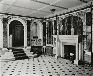 <b class=qtipBold><figcaption>IMechE: marble hall</figcaption></b><br>IMechE: marble hall c.1909 Date: circa 1909<br><em>© The Institution of Mechanical Engineers/Mary Evans</em> IMechE: marble hall