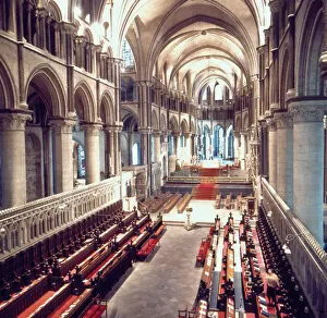 Images Dated 5th October 2015: Interior of Canterbury Cathedral, Kent