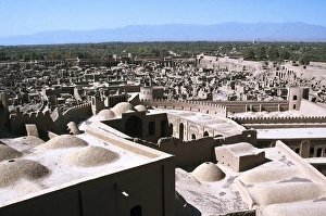 Iran. Bam country. Citadel. Dating around 2.000 years ago. V Iran. Bam country. Citadel. Dating around 2.000 years ago. V