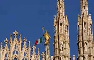 Images Dated 19th March 2005: Italy. Milan Catheral. Madona del Duomo, by Giuseppe Perego