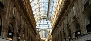 Images Dated 19th March 2005: Italy. Milan. Victor Emmanuel Gallery