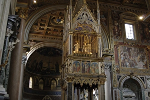 Italy. Rome. Archbasilica of Saint John Lateran. Interior Italy. Rome. Archbasilica of Saint John Lateran. Interior