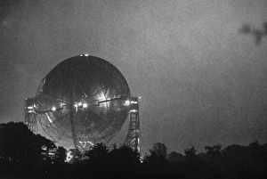 <b class=qtipBold><figcaption>Jodrell Bank radio-telescope</figcaption></b><br>Jodrell Bank radio-telescope Date:<br><em>© The Institution of Mechanical Engineers/Mary Evans</em> Jodrell Bank radio-telescope