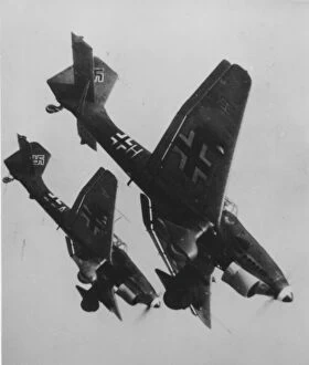Junkers Ju 87B -developed specifically as a dive bomber