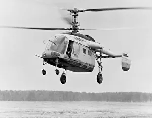 <b class=qtipBold><figcaption>Kamov Ka-26 Hoodlum</figcaption></b><br>Russian Navy Kamov Ka-26 Helicopter Flying Date: 1988<br><em>© aviation-images.com / Mary Evans Picture Library</em> Kamov Ka-26 Hoodlum
