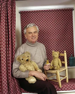 Broadcaster Gallery: Kenneth Kendall with teddy bears