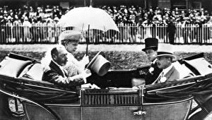 Gloucester Gallery: King George V and Queen Mary with their sons