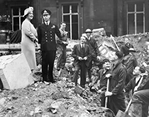 Blitz Collection: King and Queen inspecting bomb damage at Buckingham Palace