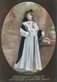 <b class=qtipBold><figcaption>Ladies Driving Costume</figcaption></b><br>A dainty motoring jacket in tussore silk with lace embroidery; from the catalogue of Alfred Dunhill Ltd<br><em>© Mary Evans Picture Library</em> Ladies Driving Costume