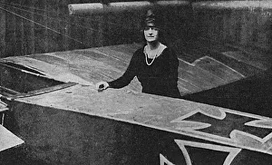 Lady Drogheda & her aircraft exhibition Lady Drogheda & her aircraft exhibition