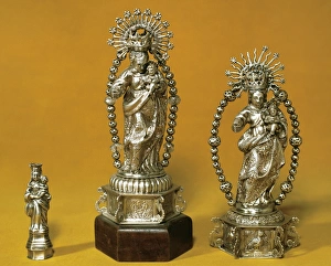 Our Lady of the Rosary. Statuettes. Silver. 17th c. Treasure Our Lady of the Rosary. Statuettes. Silver. 17th c. Treasure