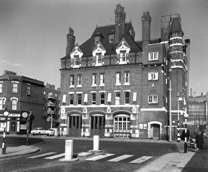 LCC-LFB Bethnal Green fire station, East London LCC-LFB Bethnal Green fire station, East London