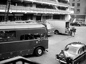 Lorry Gallery: LCC-LFB Fire engines in the HQ drill yard