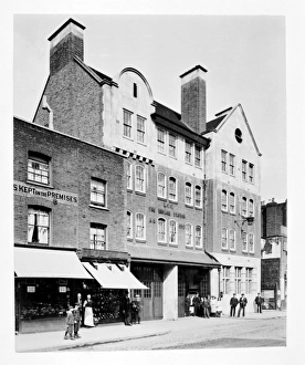 Council Gallery: LCC-LFB Mile End fire station, E1