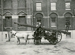London Fire Brigade Museum Gallery: LCC-MFB Escape cart at Southwark HQ