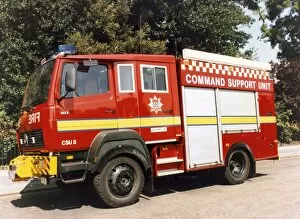 Images Dated 31st May 1993: LFDCA-LFB Mercedes Command Support Unit