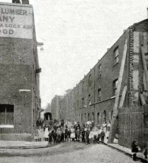 Slums Collection: London Slums - Boundary Street, Shoreditch