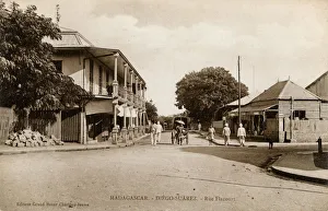 Madagascar - Antsiranana (Diego-Suarez) - Rue Flacourt Madagascar - Antsiranana (Diego-Suarez) - Rue Flacourt