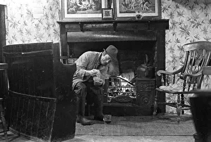 Man with ferret in pub Man with ferret in pub